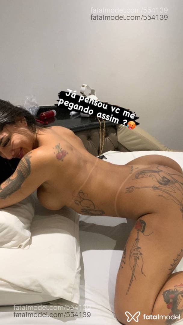 Acompanhante mulher morena (o) de olhos pretos - Yndia Maraaa