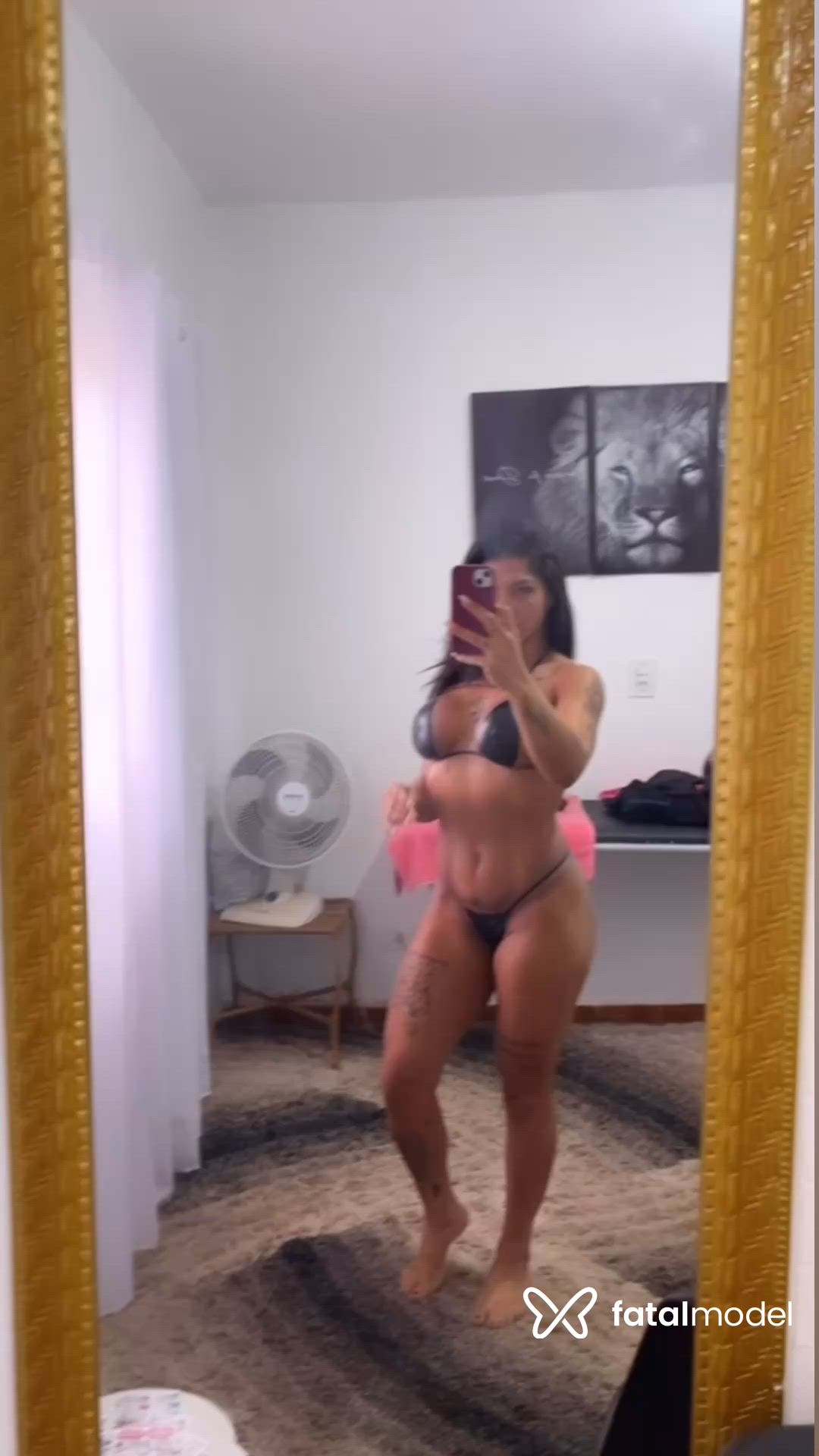 Acompanhante mulher morena (o) de olhos pretos - Yndia Maraaa