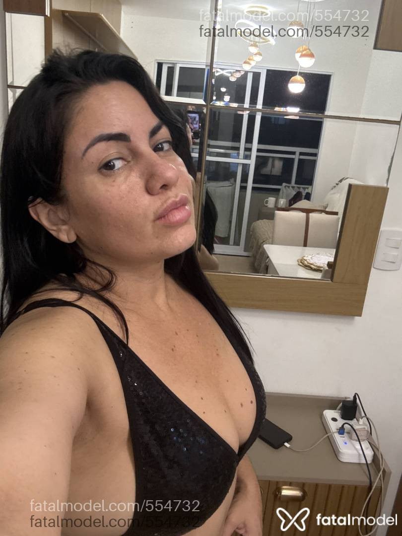 Acompanhante mulher morena (o) de olhos castanhos em São Luís - Mari