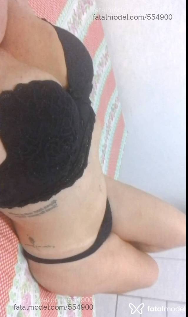 Acompanhante mulher ruiva (o) de olhos castanhos - Patricia