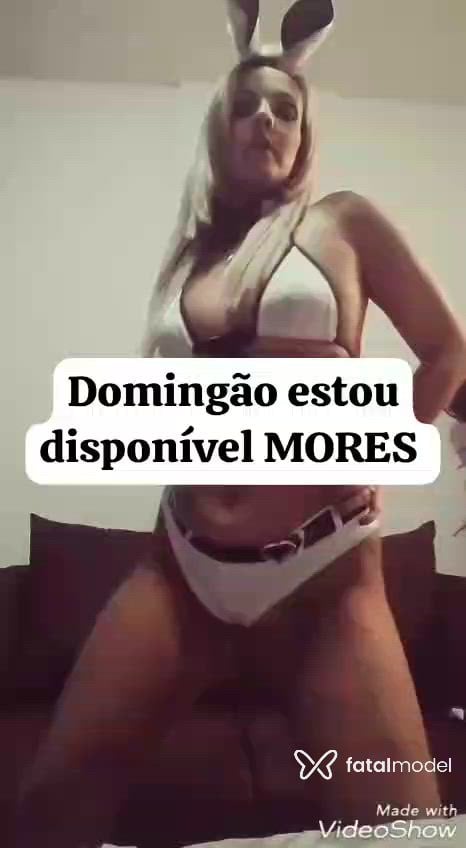 Acompanhante mulher loira (o) de olhos castanhos - DANNY PANTERA