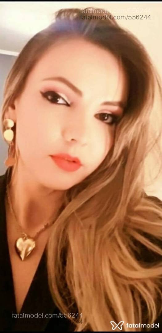 Acompanhante mulher loira (o) de olhos castanhos - DANNY PANTERA