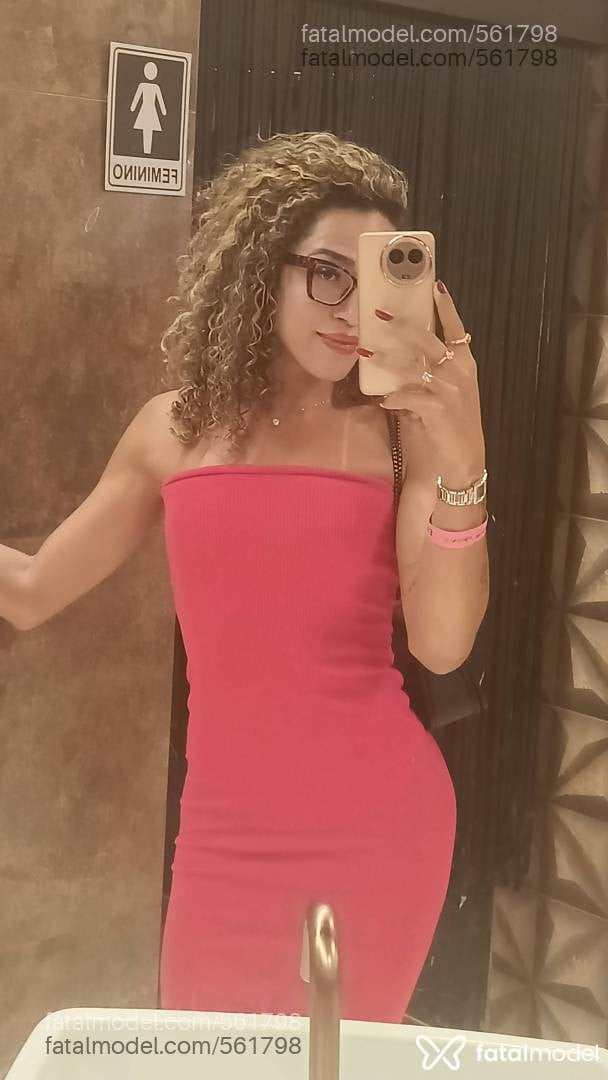Acompanhante mulher trans ruiva (o) de olhos castanhos em Unaí - Renata Xavier