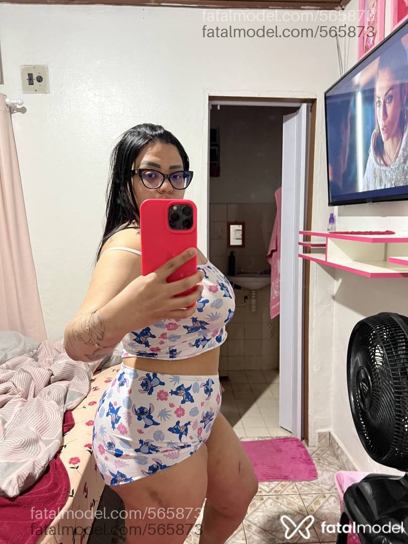 Acompanhante mulher morena (o) de olhos castanhos em Porto Velho - LILI RIBEIRO