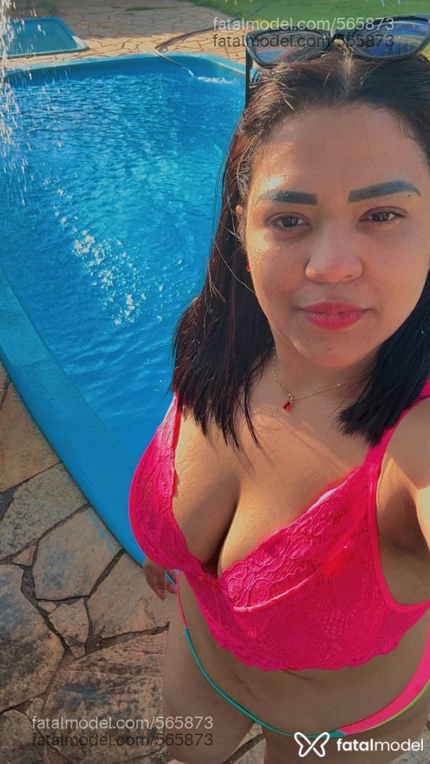 Acompanhante mulher morena (o) de olhos castanhos - LILI RIBEIRO