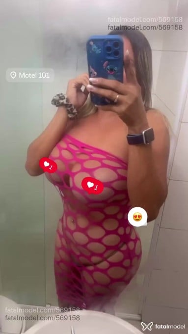 Acompanhante mulher trans loira (o) de olhos verdes - Cris Acompanhante mulher trans loira (o) de olhos verdes - Cris