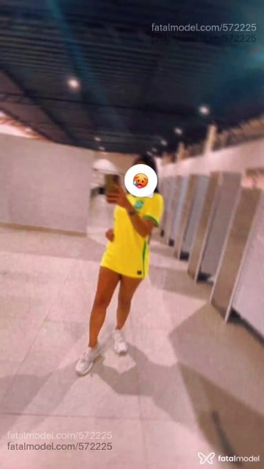 Acompanhante mulher morena (o) de olhos mel em Itajubá Acompanhante mulher morena (o) de olhos mel em Itajubá - Morena