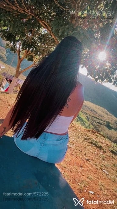 Acompanhante mulher morena (o) de olhos mel em Itajubá Acompanhante mulher morena (o) de olhos mel em Itajubá - Morena
