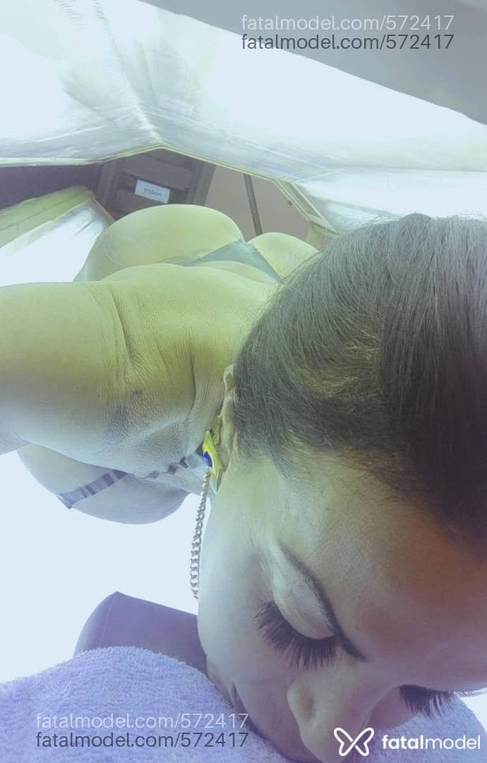 Acompanhante mulher com cabelo castanho de olhos castanhos em Porto Alegre - Julia Castelo