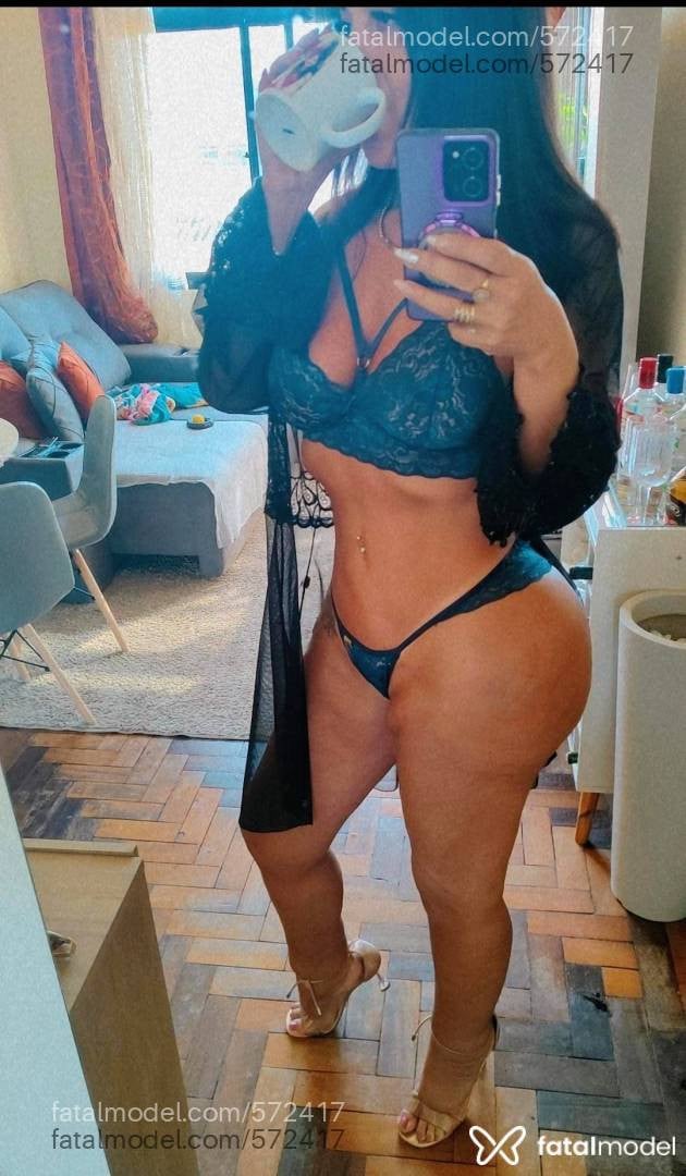 Acompanhante mulher com cabelo castanho de olhos castanhos em Criciúma - Julia Castelo