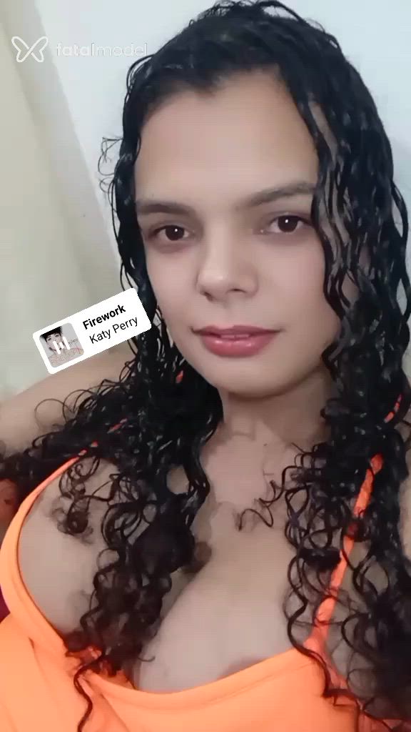 Acompanhante mulher trans morena (o) de olhos castanhos - LIAH FONTINI Acompanhante mulher trans morena (o) de olhos castanhos - LIAH FONTINI