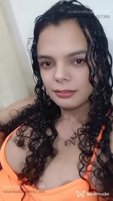 Acompanhante mulher trans morena (o) de olhos castanhos em Virtual - LIAH FONTINI