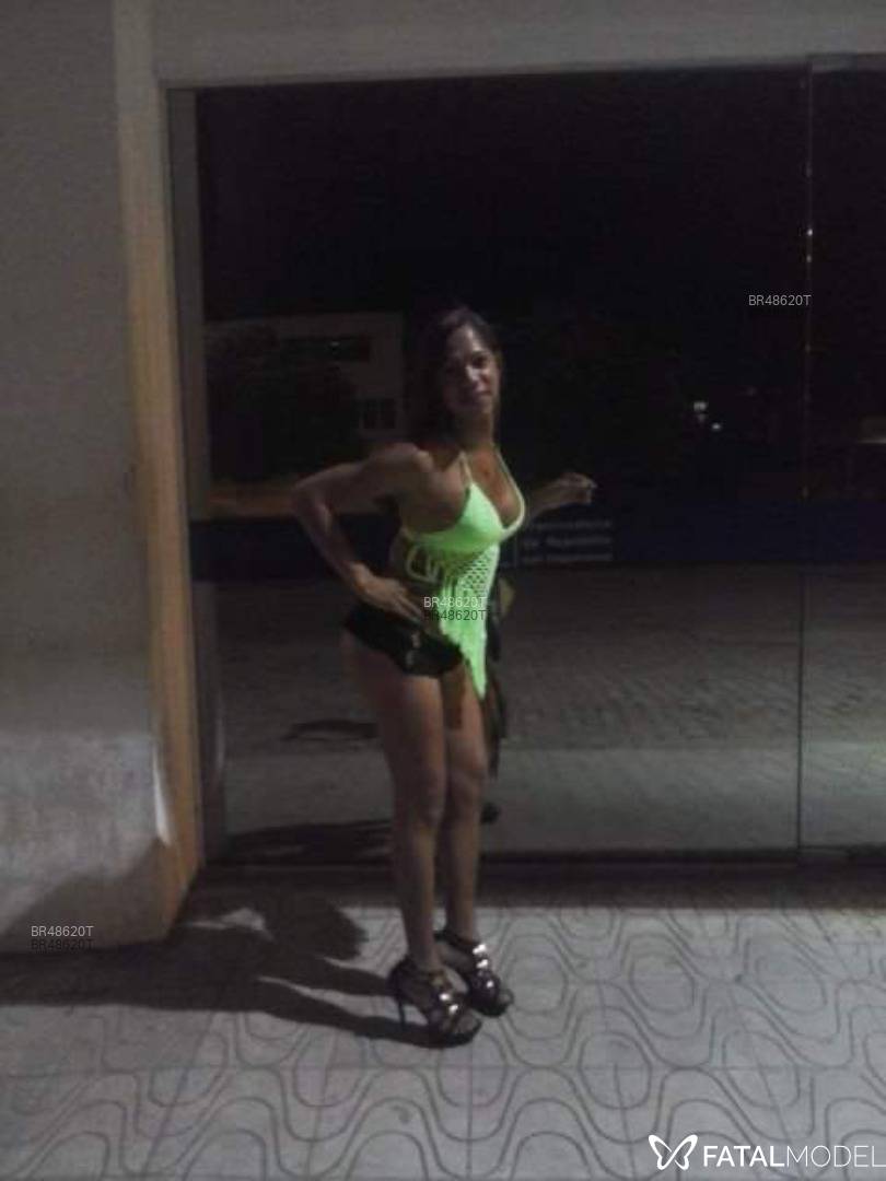 Acompanhante mulher trans morena (o) de olhos verdes em Campos dos Goytacazes - Camila