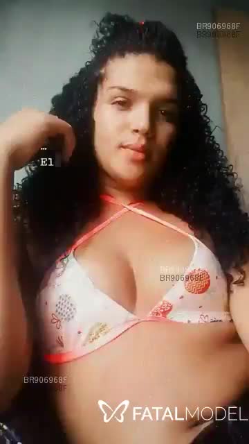 Acompanhante travesti morena (o) de olhos castanhos em Anápolis - Bianka