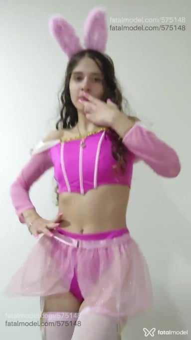 Acompanhante mulher com cabelo castanho de olhos mel em Pelotas - Stefani Lili