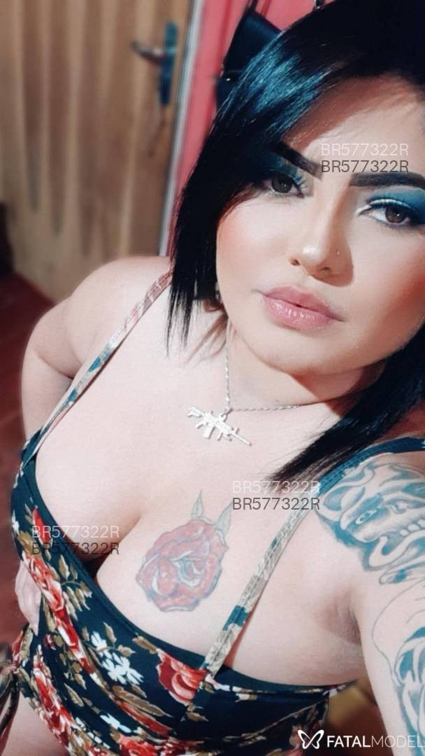 Acompanhante mulher morena (o) de olhos castanhos em Colombo Acompanhante mulher morena (o) de olhos castanhos em Colombo - Raissa Mattos