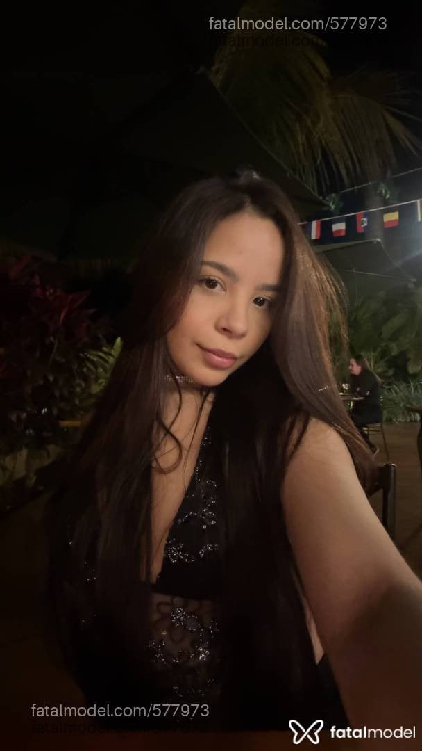 Acompanhante mulher morena (o) de olhos castanhos em Dourados - Clara Carvalho