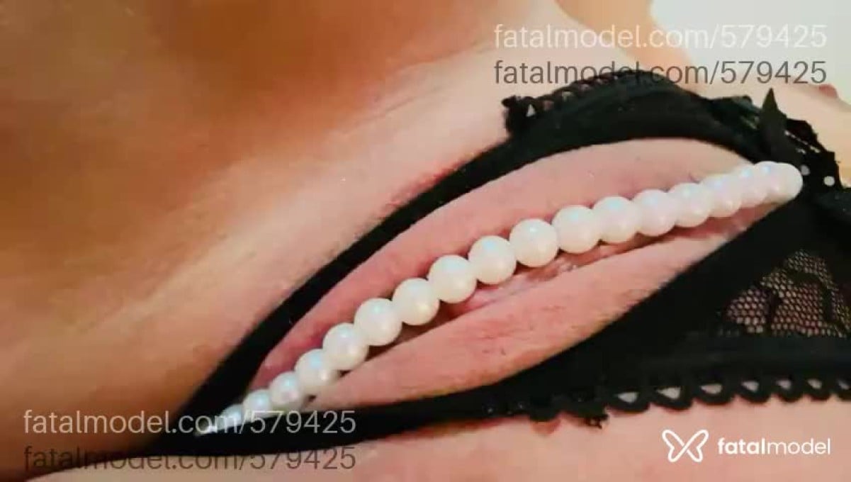 Acompanhante mulher com cabelo castanho de olhos mel - Hadassa