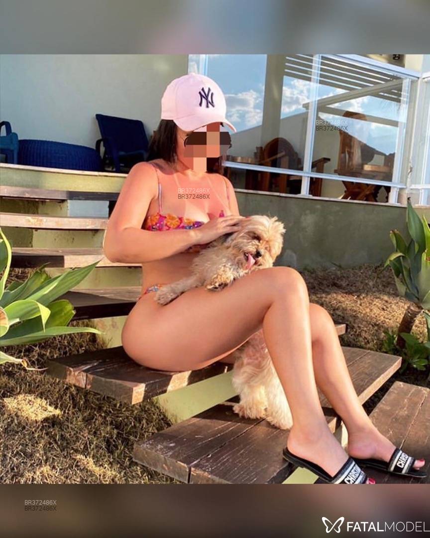 Acompanhante mulher com cabelo castanho de olhos castanhos em Araguaína - Patrícia