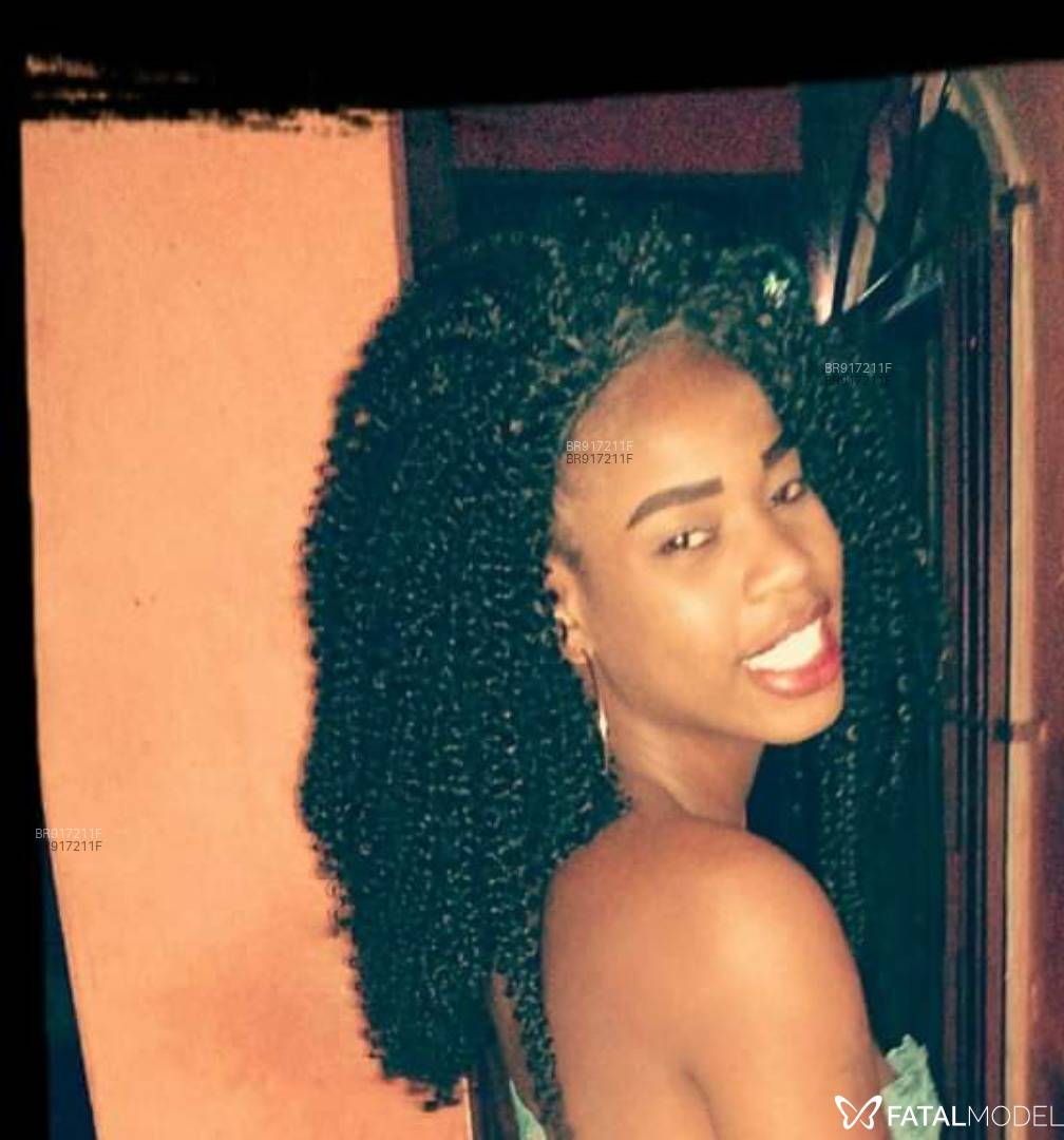 Acompanhante mulher morena (o) de olhos pretos em Virtual - Dandara