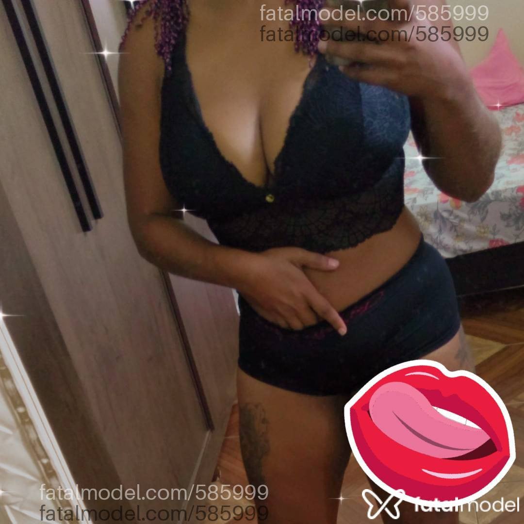 Acompanhante mulher com cabelo colorido de olhos castanhos em Iturama - Nicoly