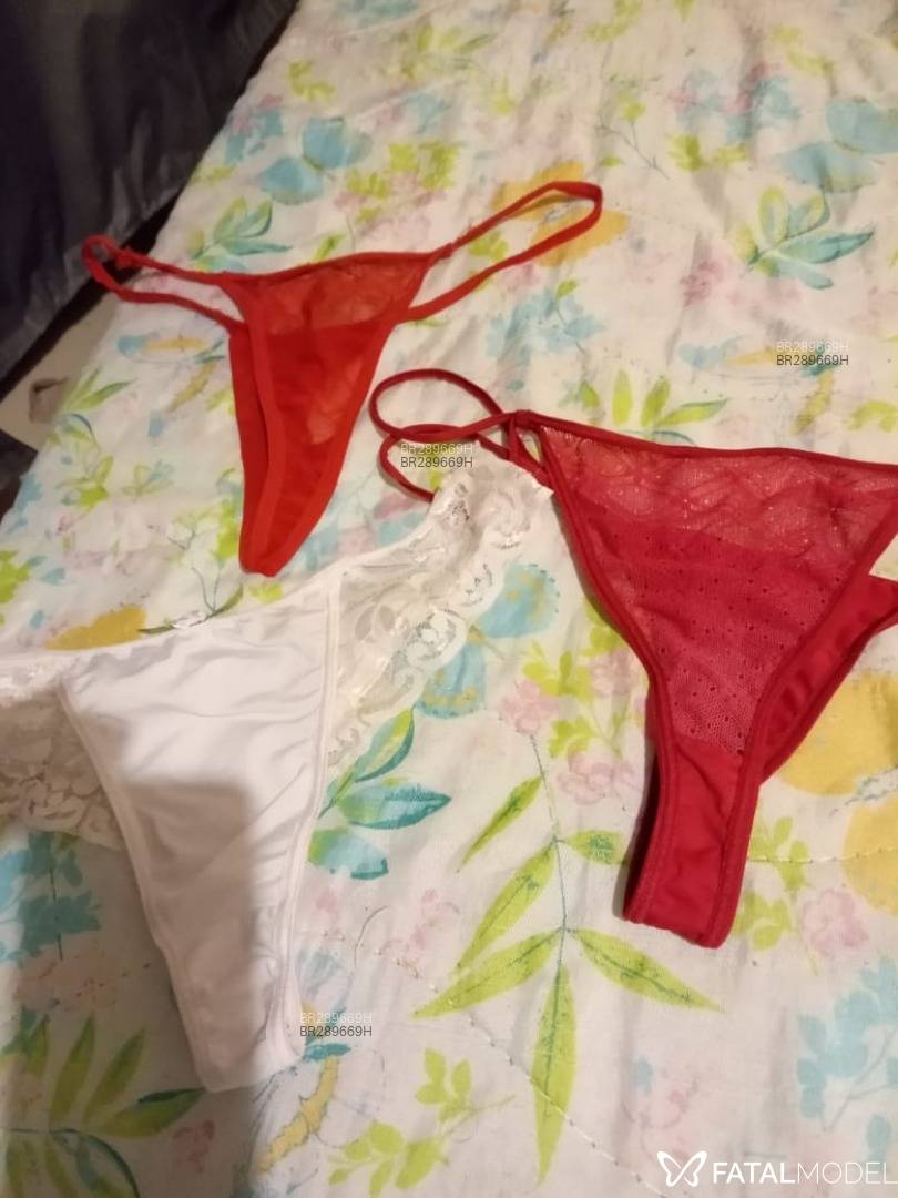 Acompanhante mulher com cabelo grisalho de olhos castanhos em Salto - Greludinhapeluda