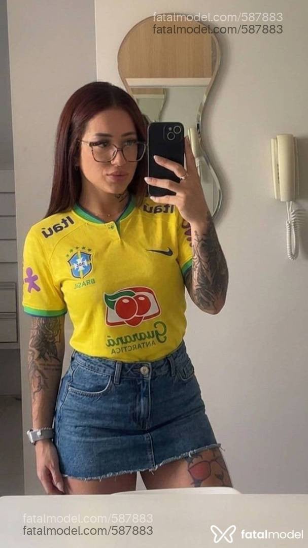 Acompanhante mulher morena (o) de olhos castanhos em Criciúma - ISABELLA
