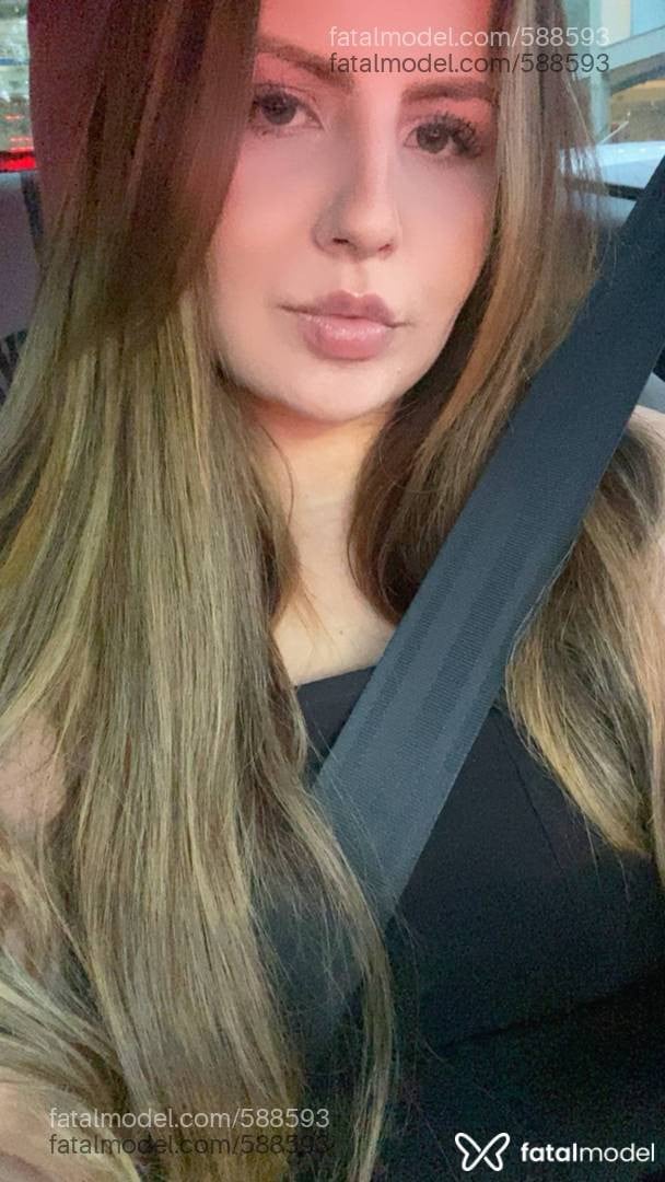 Acompanhante mulher loira (o) de olhos azuis - Izabela Acompanhante mulher loira (o) de olhos azuis - Izabela