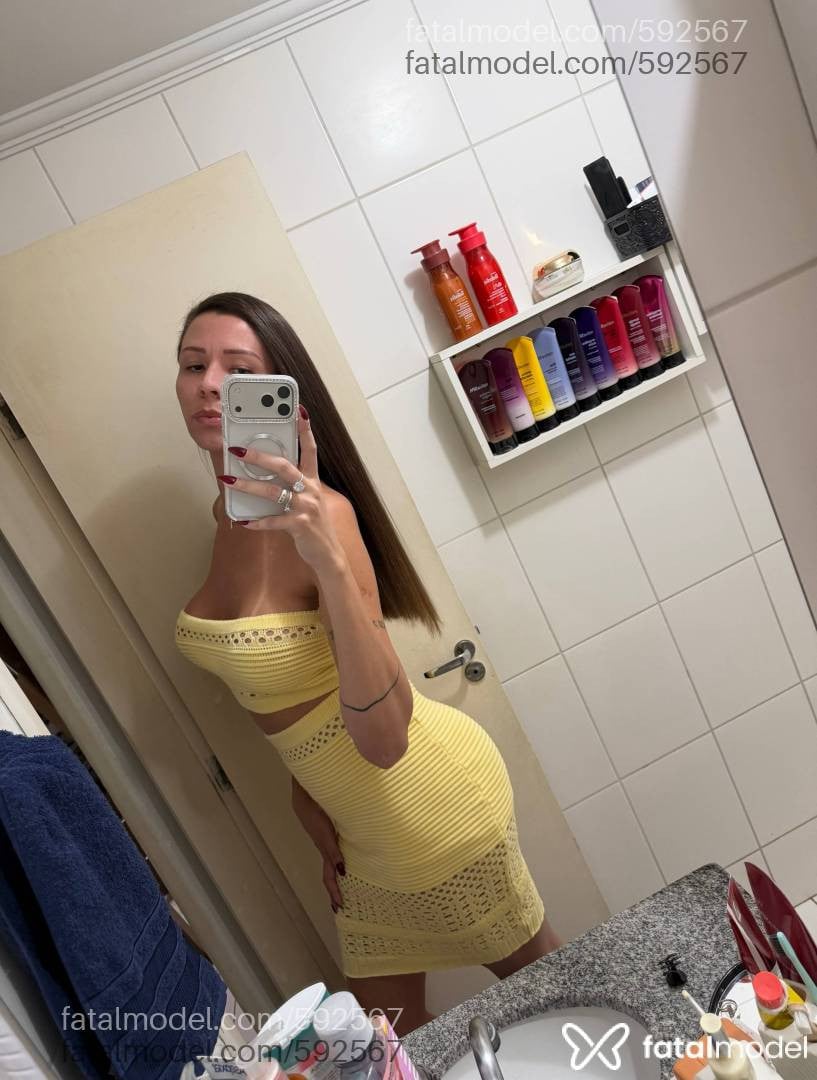 Acompanhante mulher trans com cabelo castanho de olhos mel em Franca Acompanhante mulher trans com cabelo castanho de olhos mel em Franca - Alice Dias