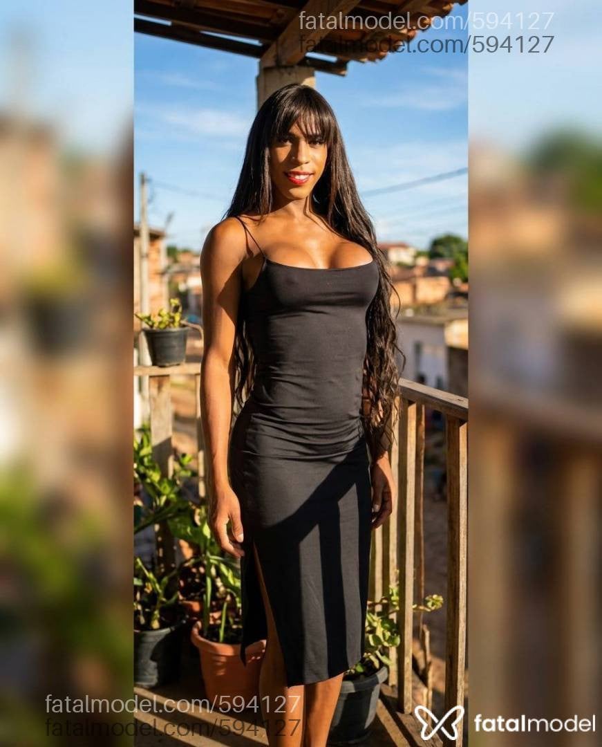 Acompanhante travesti morena (o) de olhos castanhos em Penápolis Acompanhante travesti morena (o) de olhos castanhos em Penápolis - Robertinha