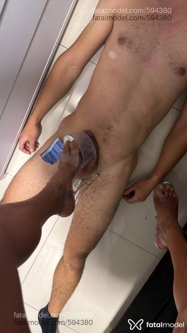 Acompanhante mulher trans morena (o) de olhos castanhos - Dalila