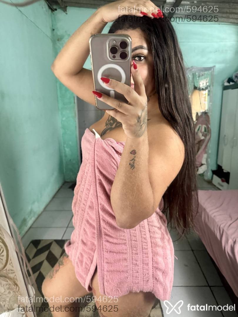 Acompanhante mulher trans loira (o) de olhos castanhos - PUTAA MEXICANA