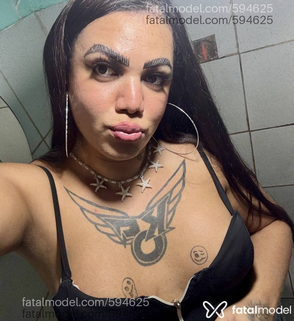 Acompanhante mulher trans loira (o) de olhos castanhos - PUTAA MEXICANA