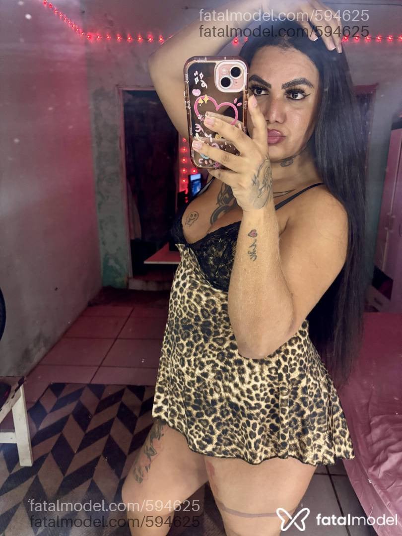 Acompanhante mulher trans loira (o) de olhos castanhos em Macaé - PUTAA MEXICANA
