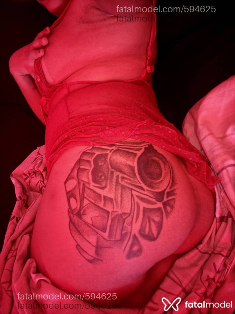 Acompanhante mulher trans loira (o) de olhos castanhos em Macaé - PUTAA MEXICANA