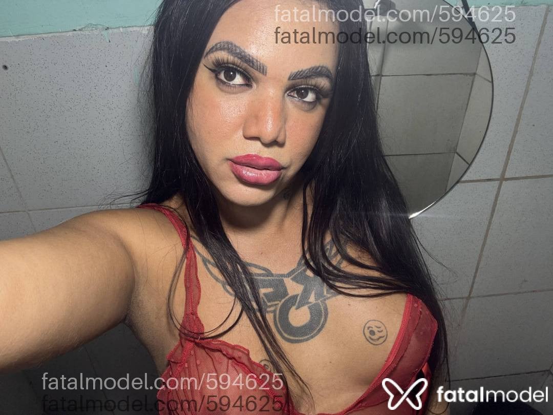 Acompanhante mulher trans loira (o) de olhos castanhos em Macaé - PUTAA MEXICANA