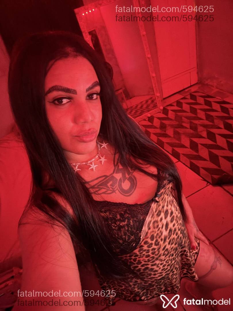 Acompanhante mulher trans loira (o) de olhos castanhos em Macaé - PUTAA MEXICANA