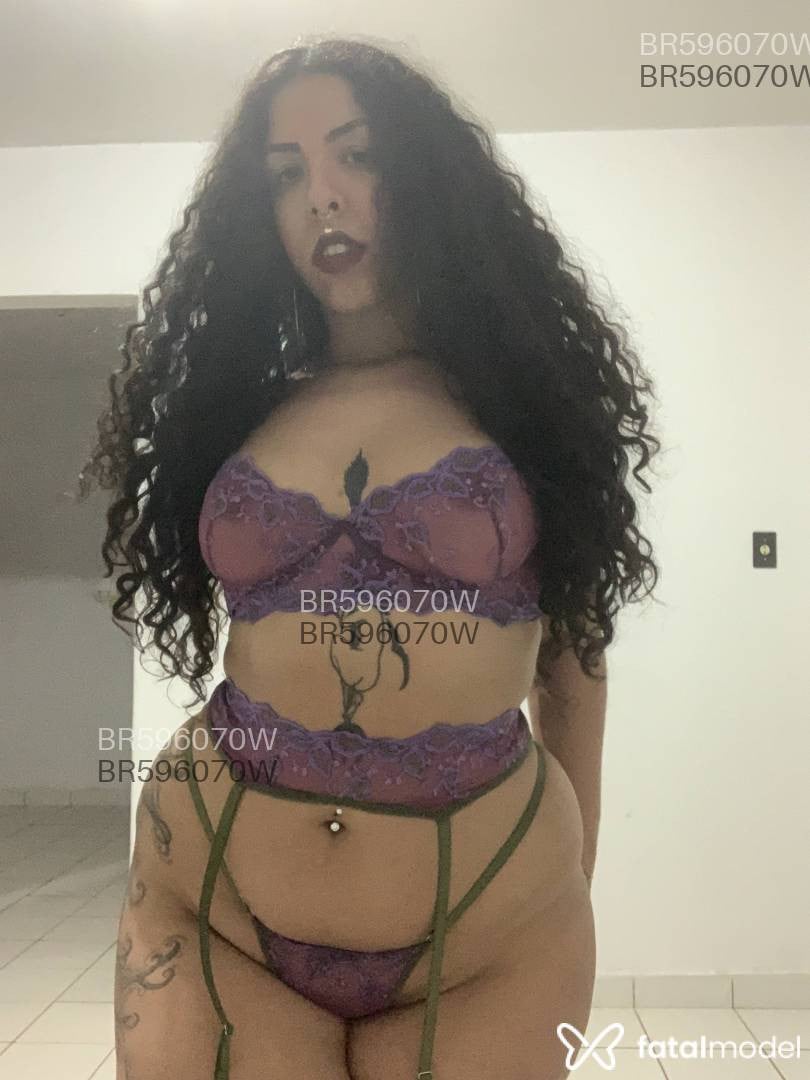 Acompanhante mulher com cabelo castanho de olhos castanhos em Aparecida de Goiânia Acompanhante mulher com cabelo castanho de olhos castanhos em Aparecida de Goiânia - Jady