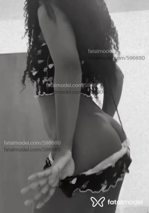 Acompanhante mulher morena (o) de olhos pretos em Aracaju - Vivian Ribeiro