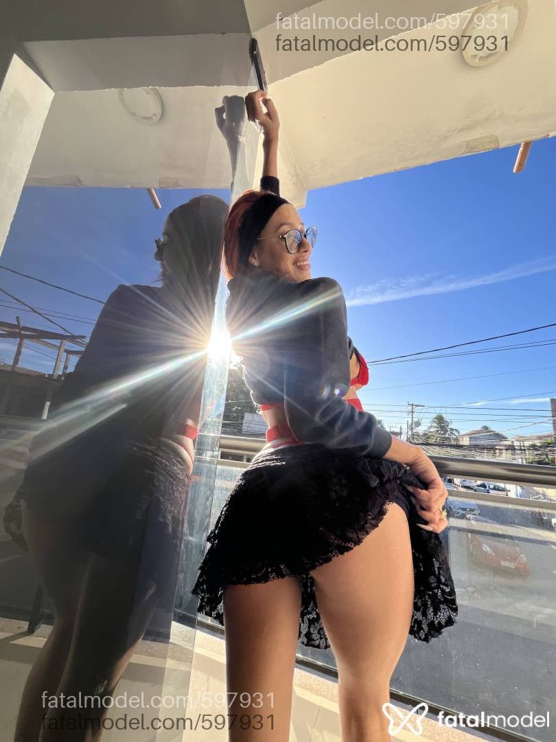 Acompanhante mulher loira (o) de olhos castanhos em Cabo Frio - Bárbara Dantas