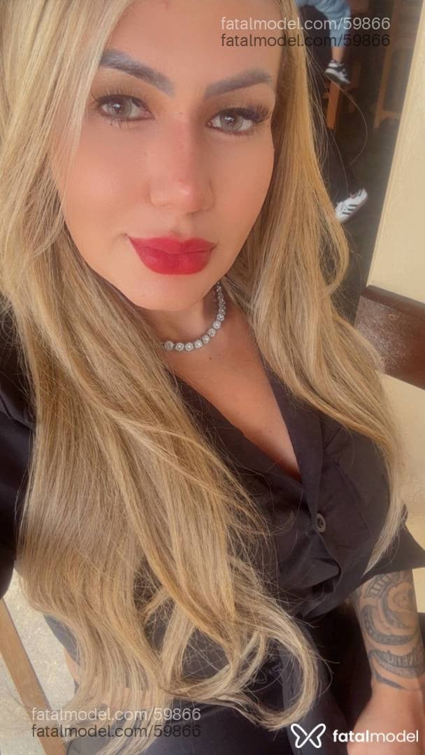 Acompanhante mulher loira (o) de olhos mel em Telêmaco Borba - Bia paulista