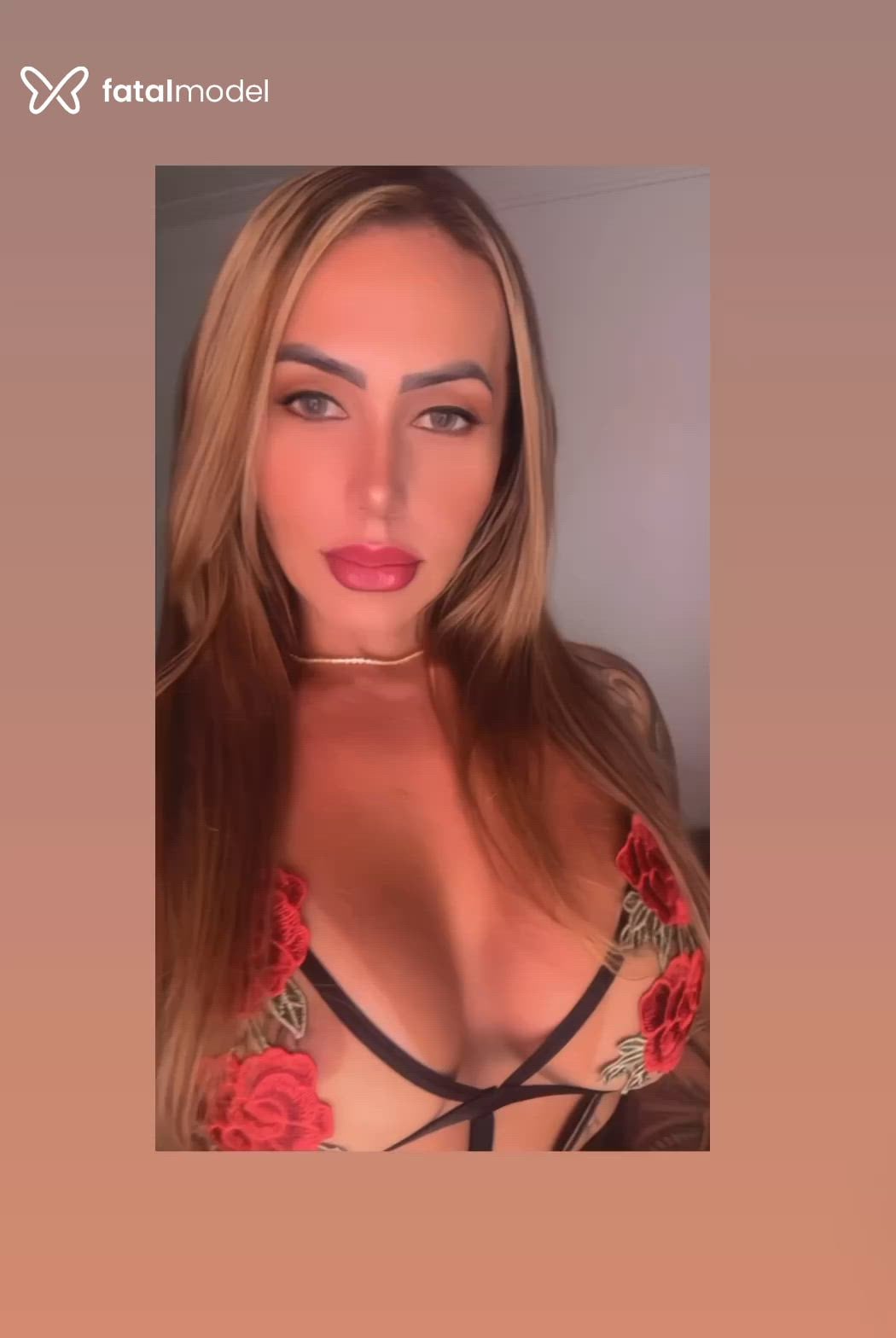 Acompanhante mulher loira (o) de olhos mel em Telêmaco Borba Acompanhante mulher loira (o) de olhos mel em Telêmaco Borba - Bia paulista
