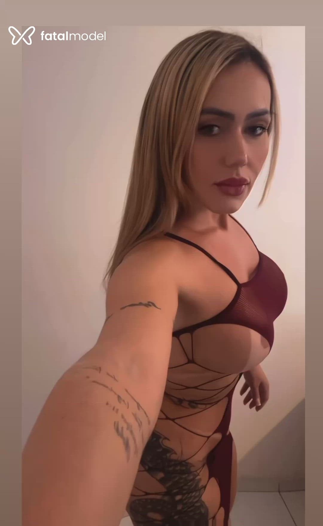 Acompanhante mulher loira (o) de olhos mel em Telêmaco Borba Acompanhante mulher loira (o) de olhos mel em Telêmaco Borba - Bia paulista