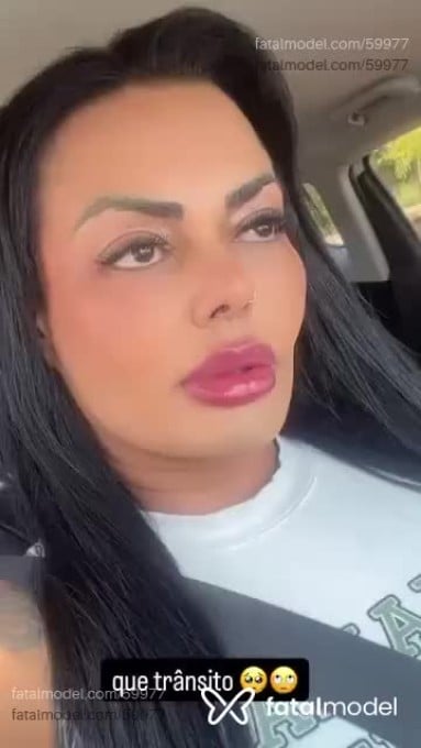 Acompanhante mulher morena (o) de olhos pretos em Salvador - Leila Dantas