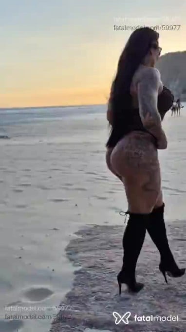 Acompanhante mulher morena (o) de olhos pretos em Salvador - Leila Dantas