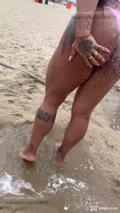 Acompanhante mulher morena (o) de olhos pretos em Salvador Acompanhante mulher morena (o) de olhos pretos em Salvador - Leila Dantas