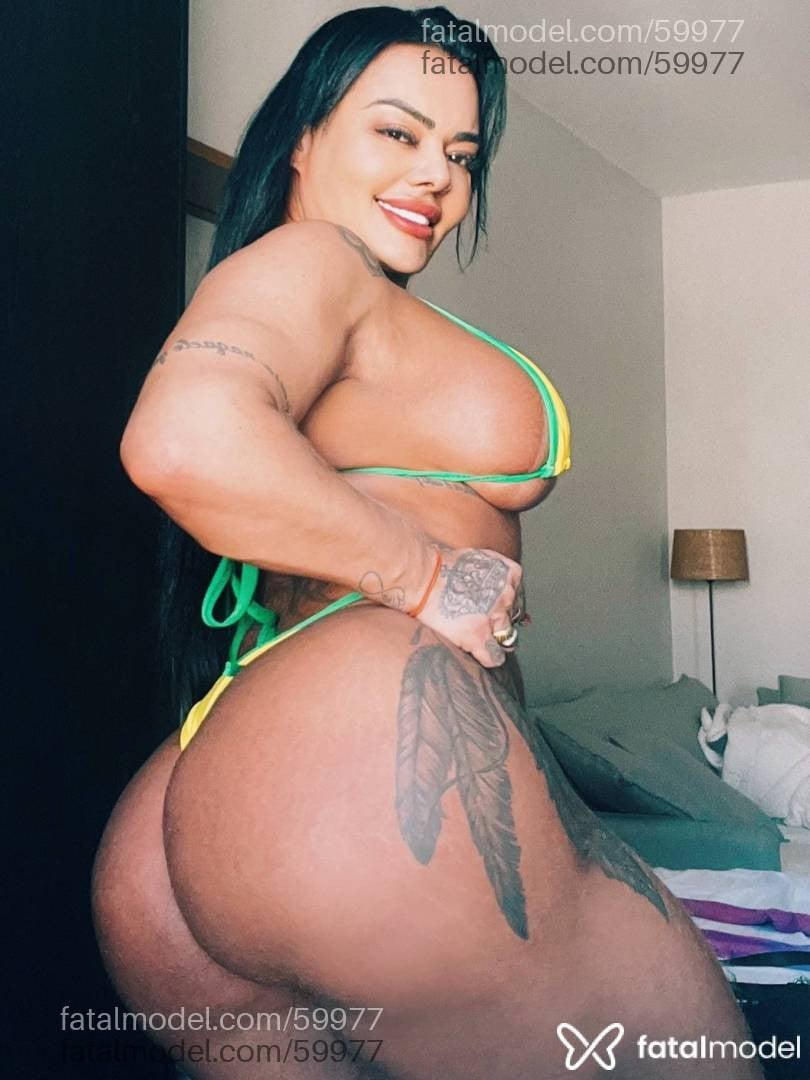 Acompanhante mulher morena (o) de olhos pretos em Feira de Santana - Leila Dantas