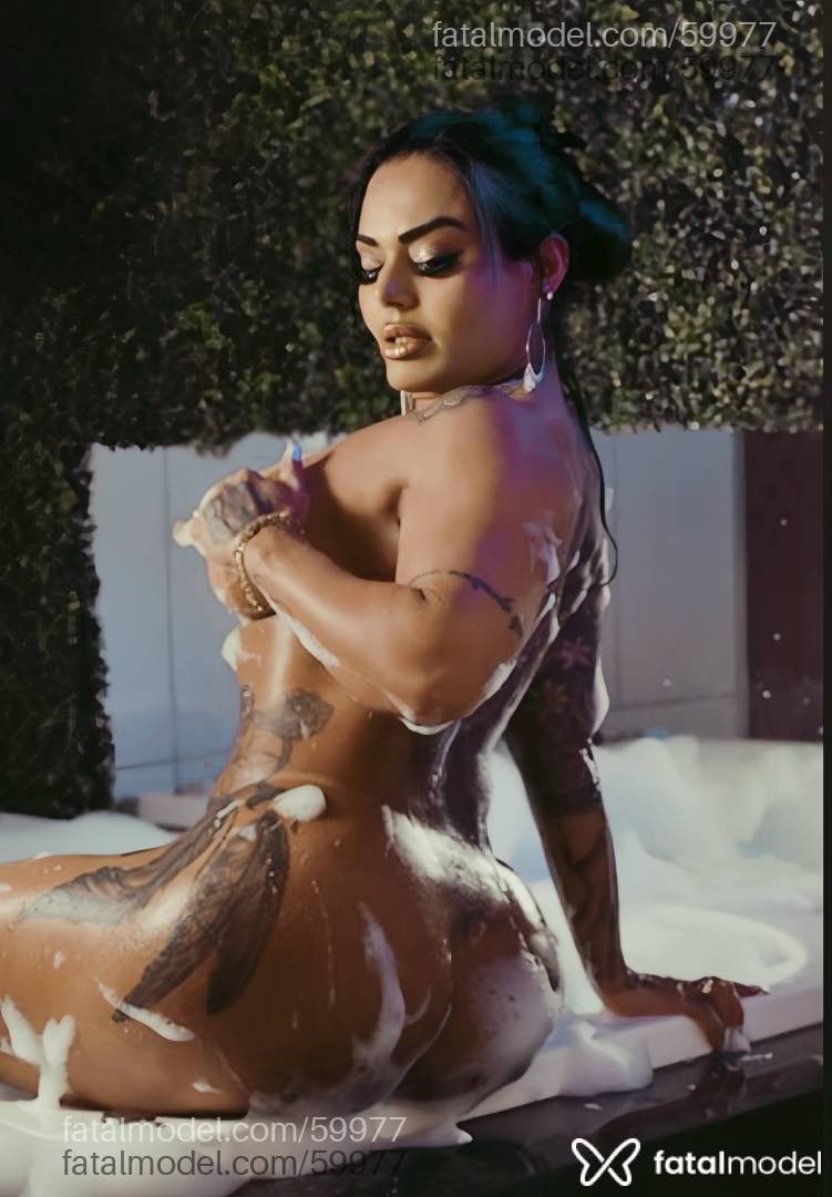Acompanhante mulher morena (o) de olhos pretos em Salvador - Leila Dantas
