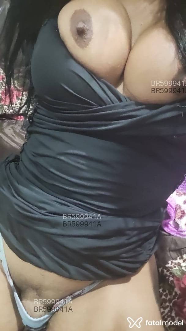Acompanhante mulher trans morena (o) de olhos castanhos em Ituiutaba Acompanhante mulher trans morena (o) de olhos castanhos em Ituiutaba - Camilla