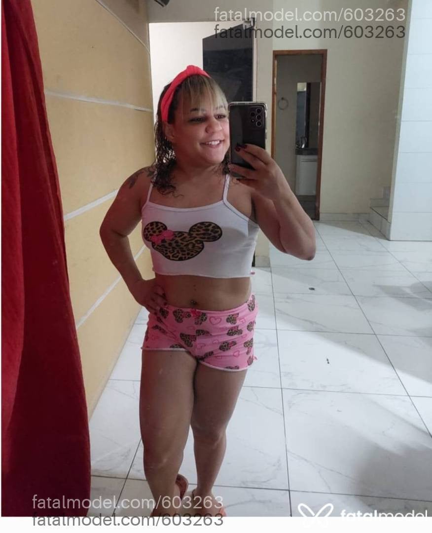 Acompanhante mulher ruiva (o) de olhos castanhos em Sete Lagoas - Thais diaz